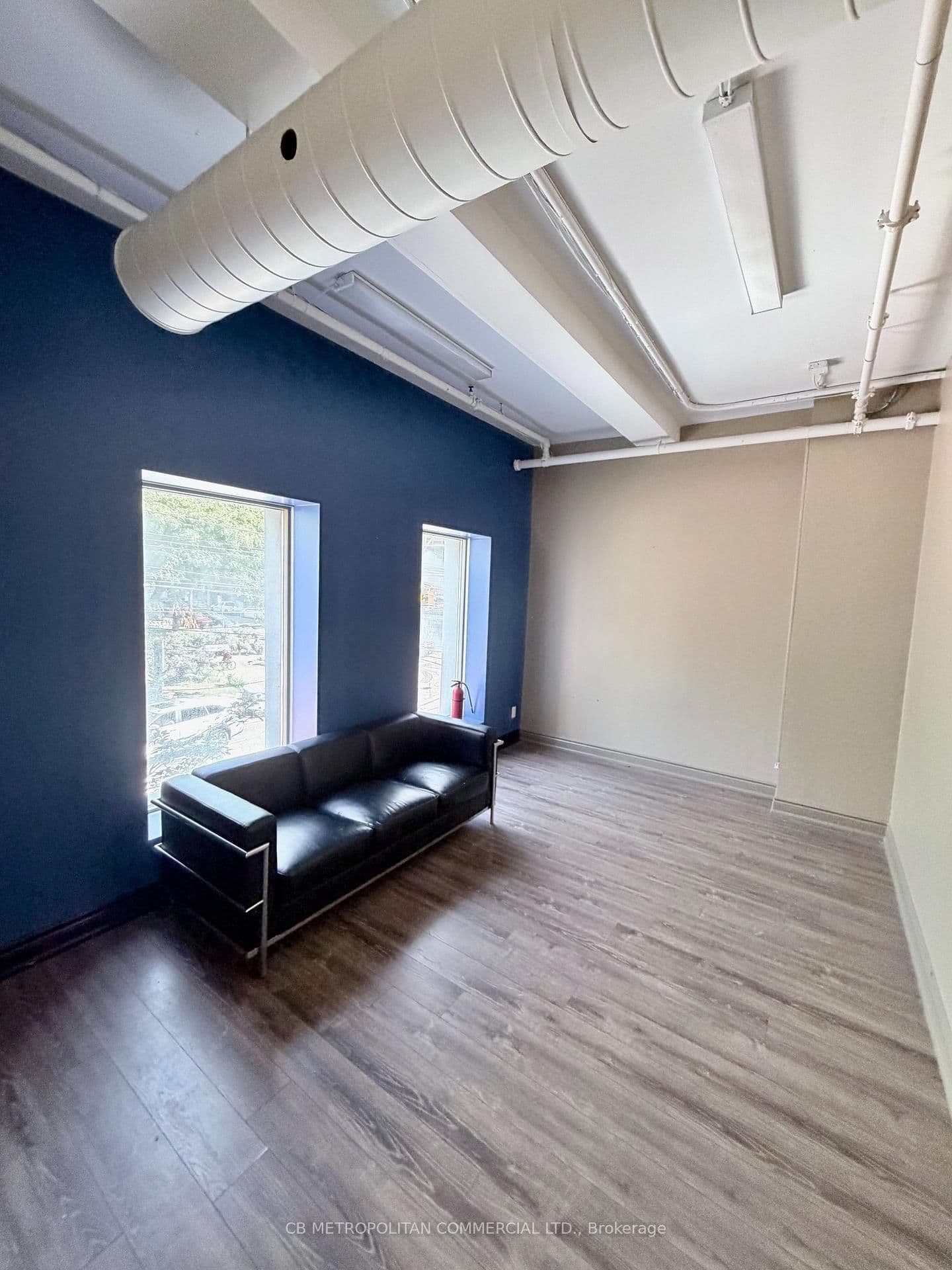 69 Queen Street E, Unit 200 thumbnail 3