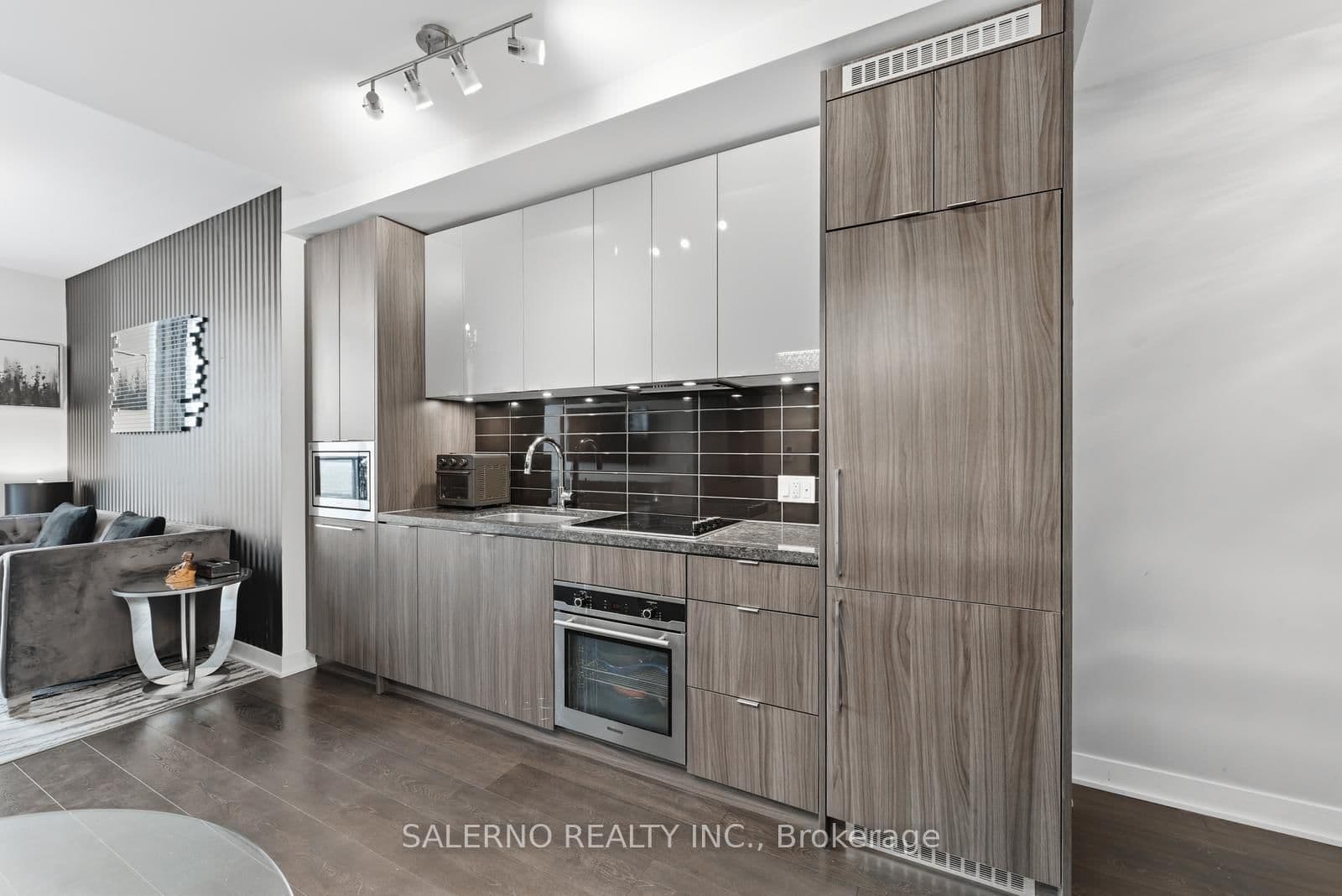 125 Blue Jays Way, Unit 5503 thumbnail 12