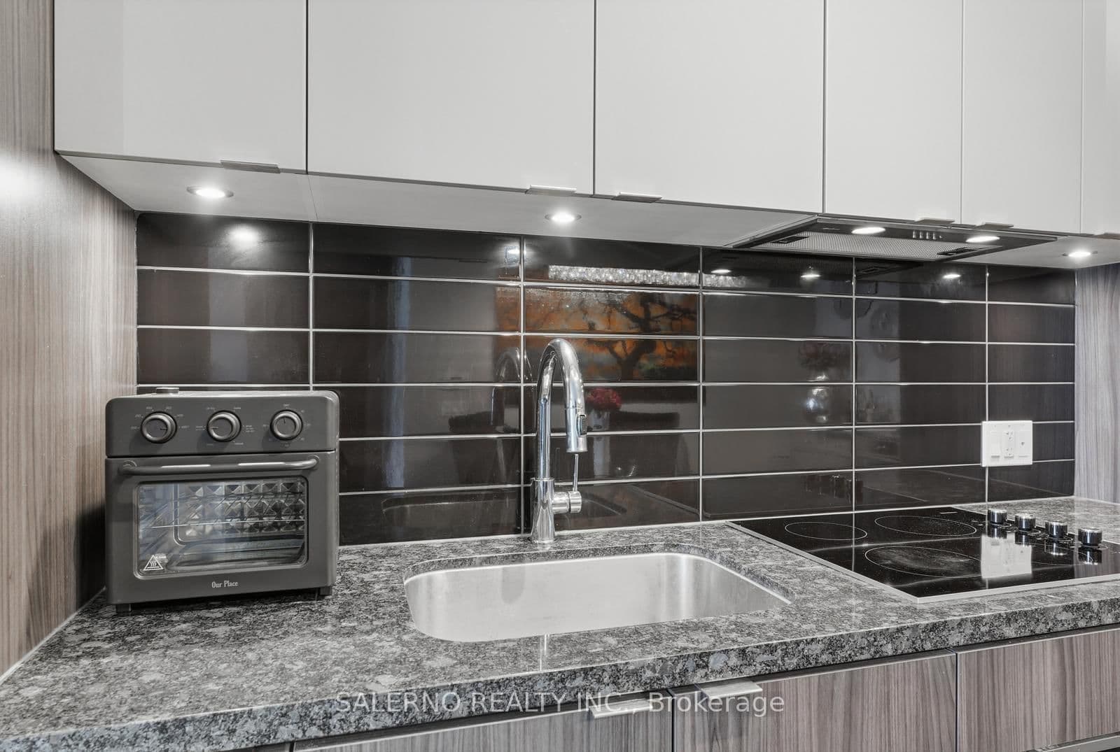 125 Blue Jays Way, Unit 5503 thumbnail 14
