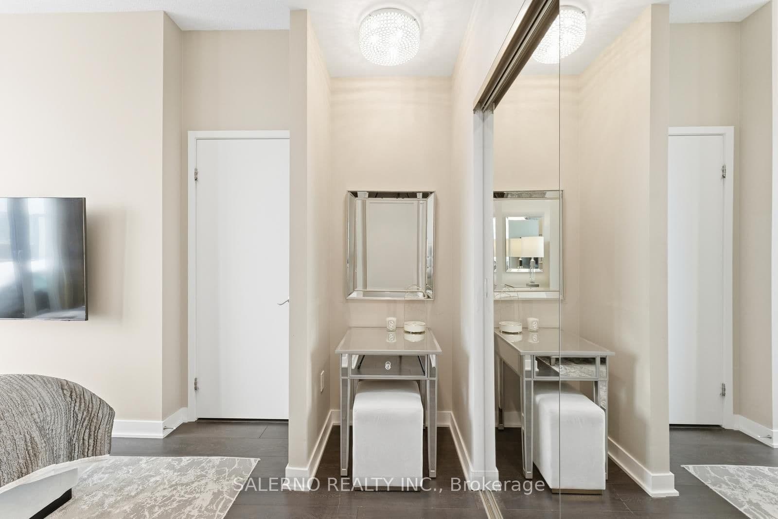 125 Blue Jays Way, Unit 5503 thumbnail 26