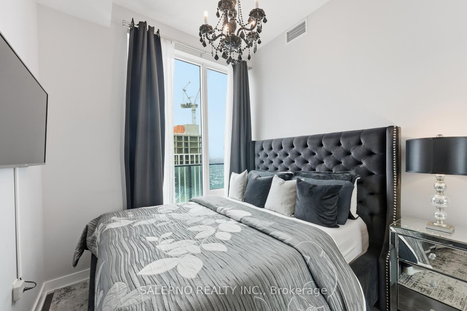 125 Blue Jays Way, Unit 5503 thumbnail 28