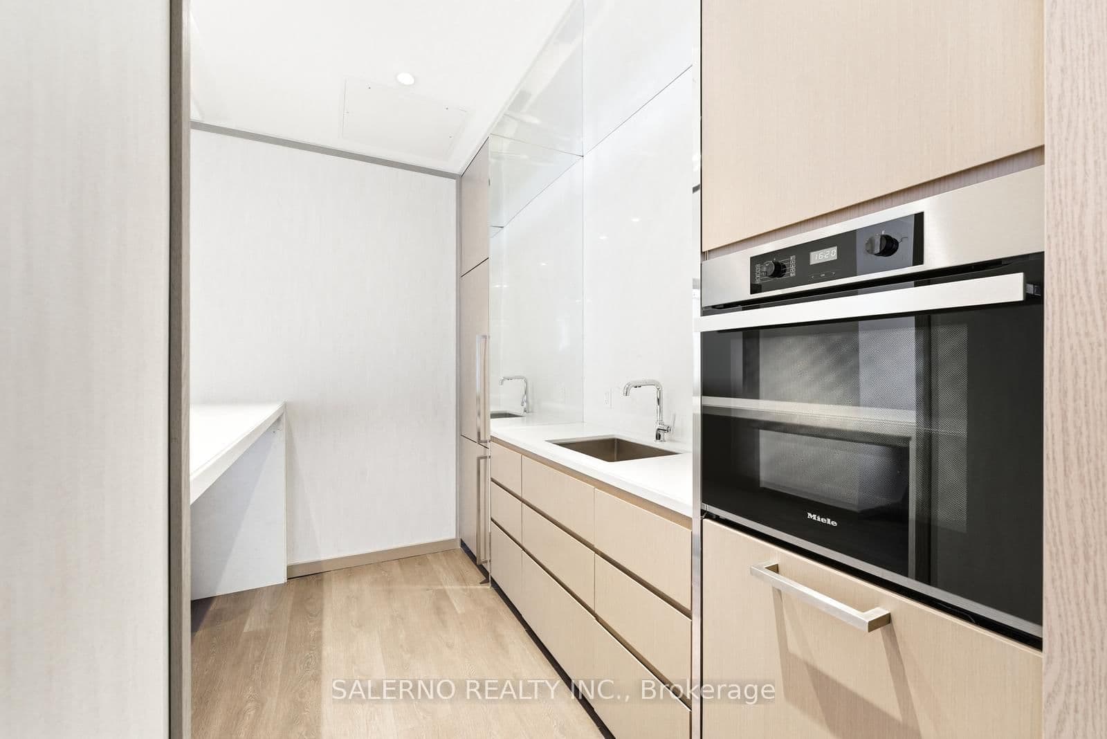 125 Blue Jays Way, Unit 5503 thumbnail 42