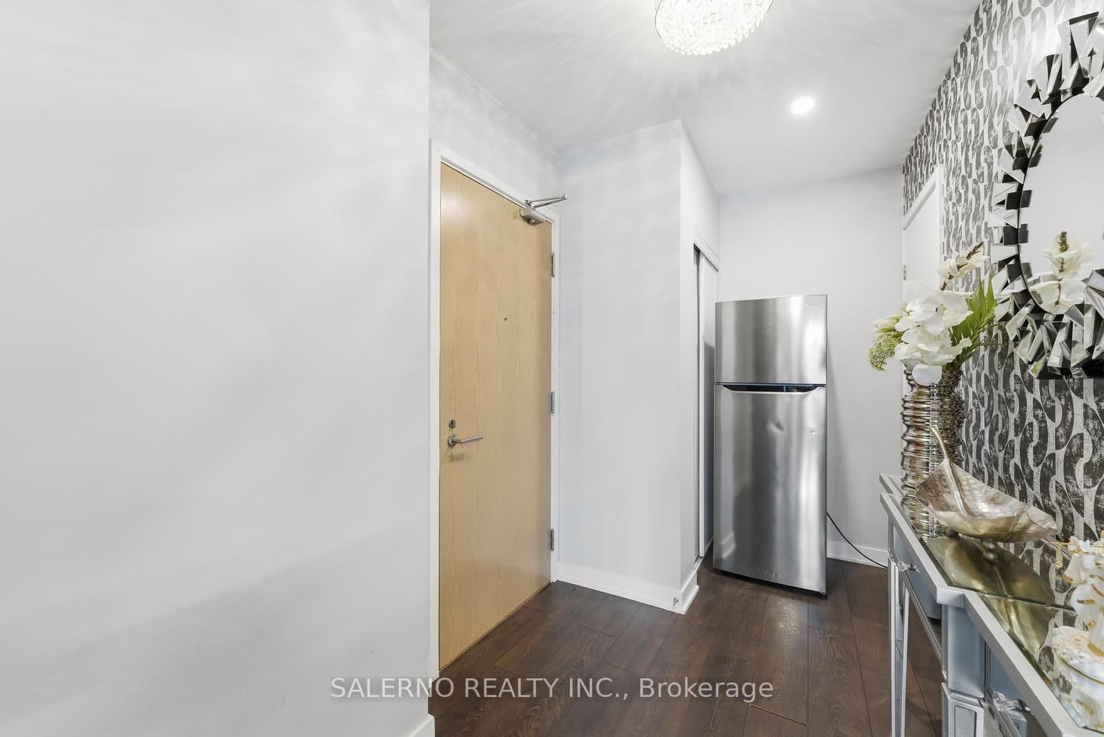 125 Blue Jays Way, Unit 5503 thumbnail 7