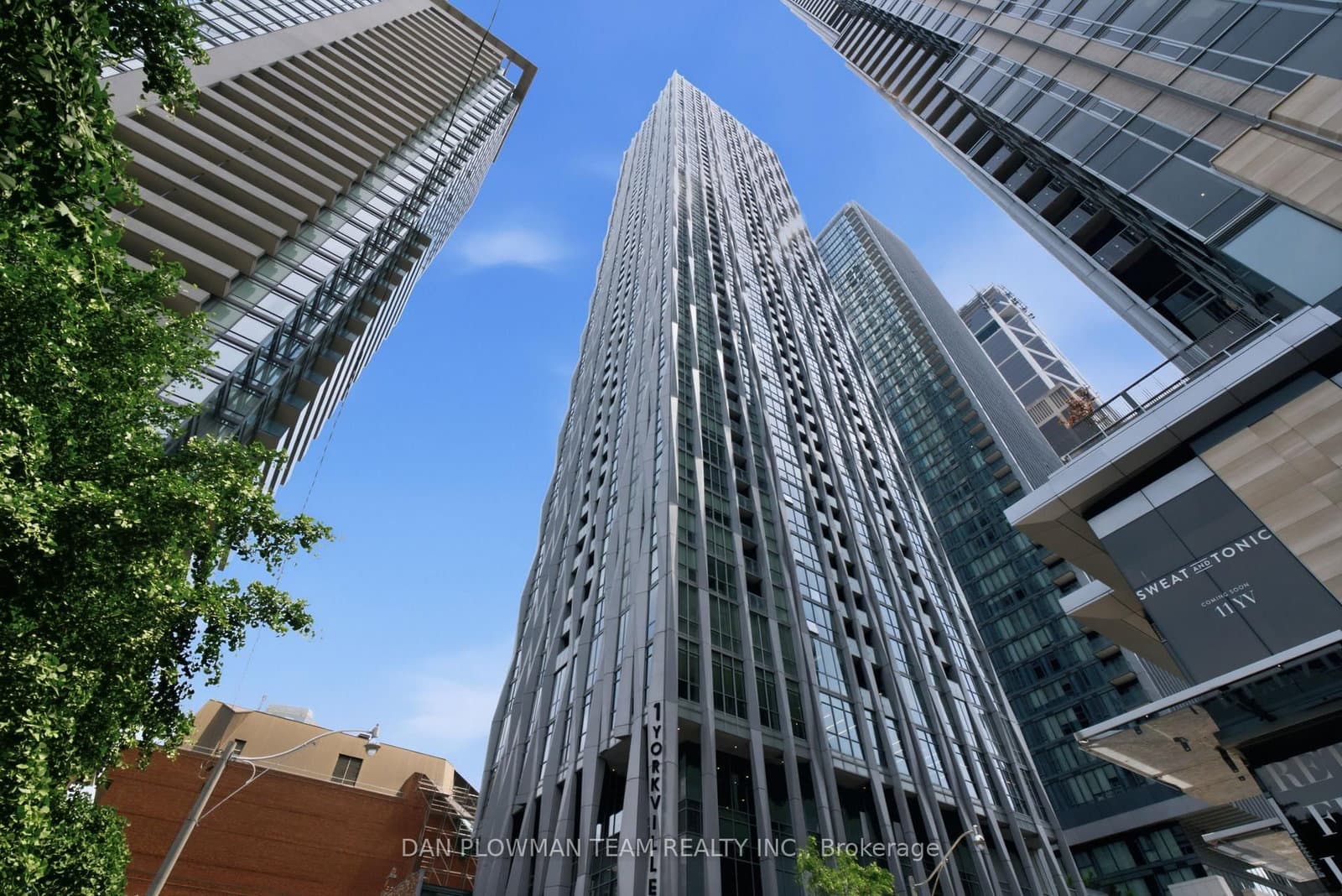 1 Yorkville Avenue, Unit 901