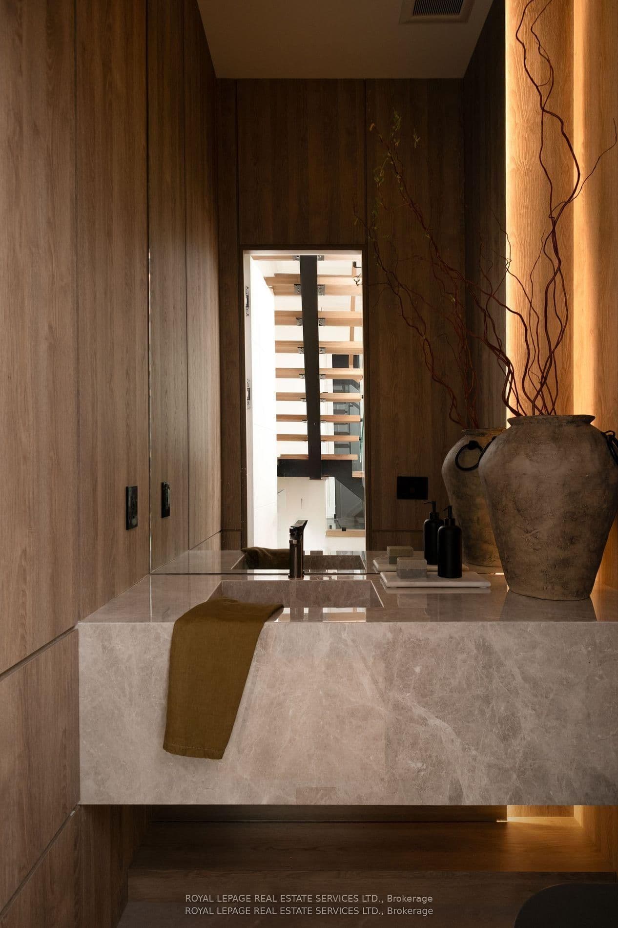 237 Bedford Park Avenue thumbnail 13