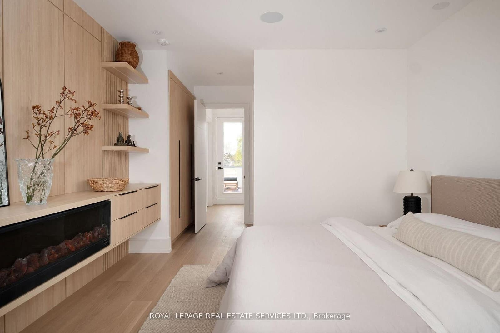 237 Bedford Park Avenue thumbnail 19
