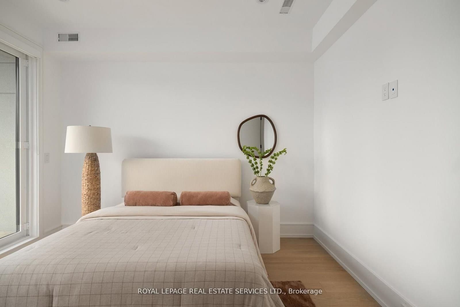 237 Bedford Park Avenue thumbnail 31
