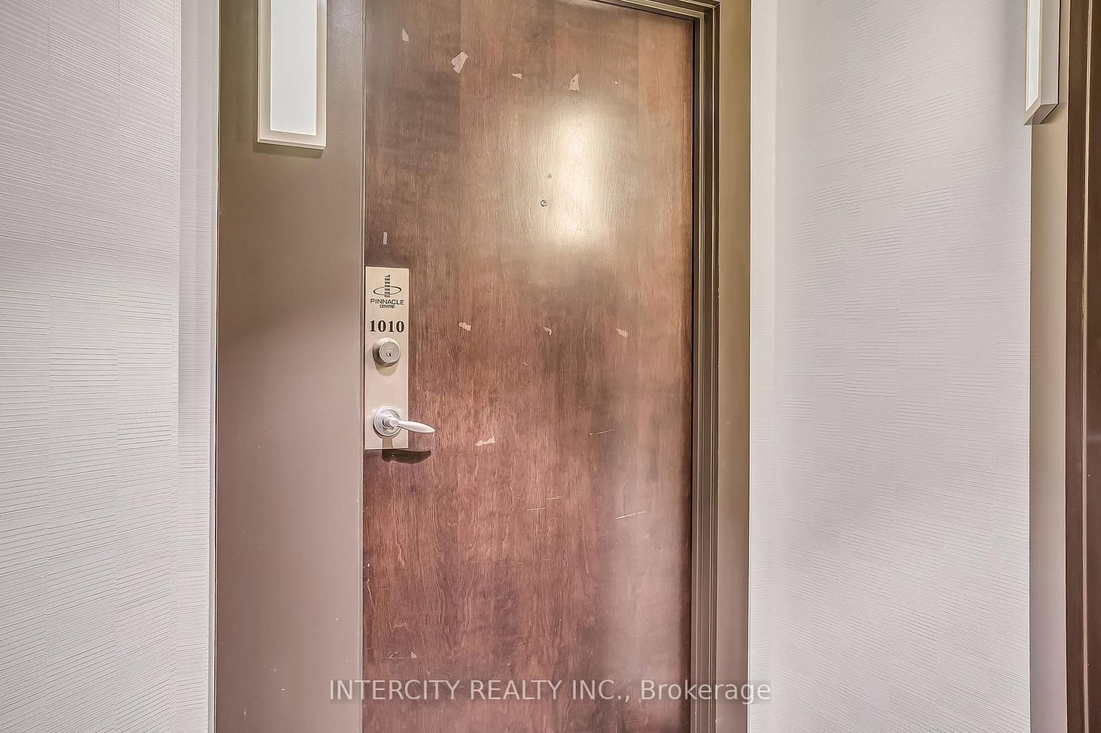 12 Yonge Street, Unit 1010 thumbnail 6