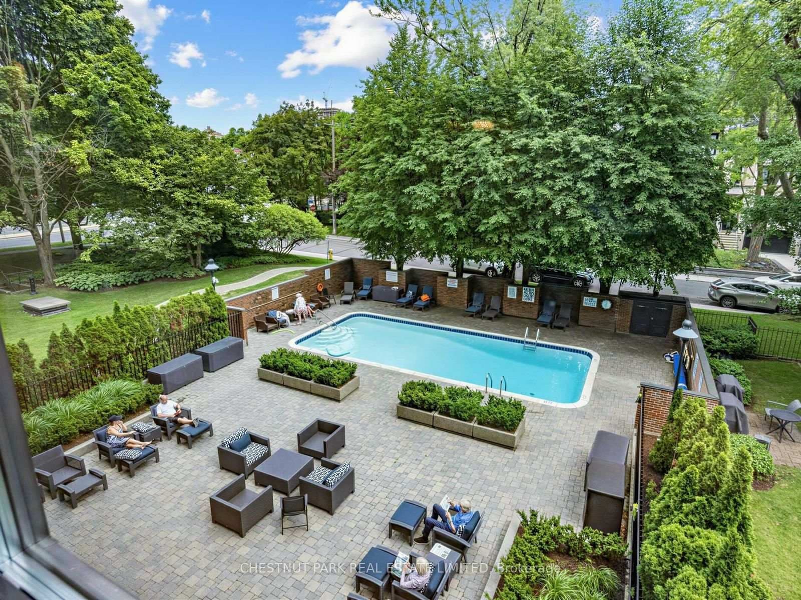 625 Avenue Road, Unit 304 thumbnail 28