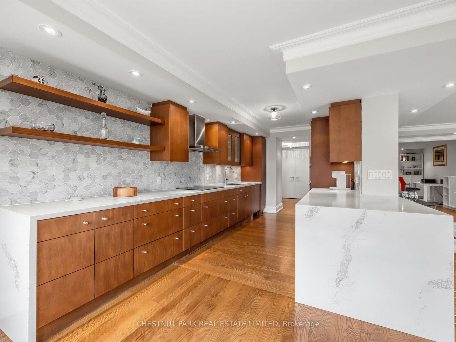 625 Avenue Road, Unit 304 thumbnail 6