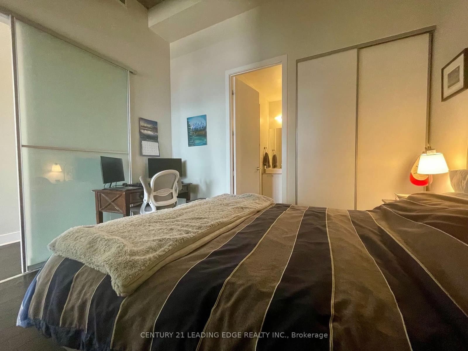 399 Adelaide Street W, Unit Ph1008 thumbnail 11