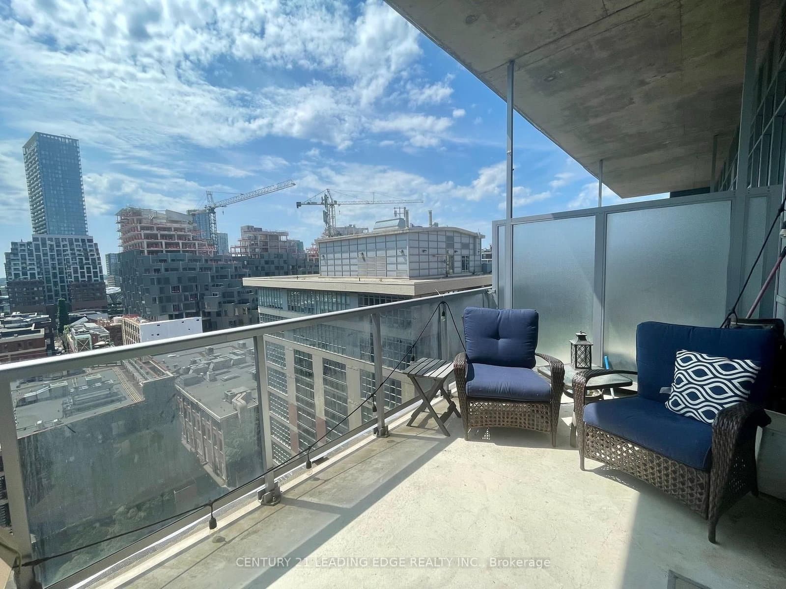 399 Adelaide Street W, Unit Ph1008 thumbnail 8