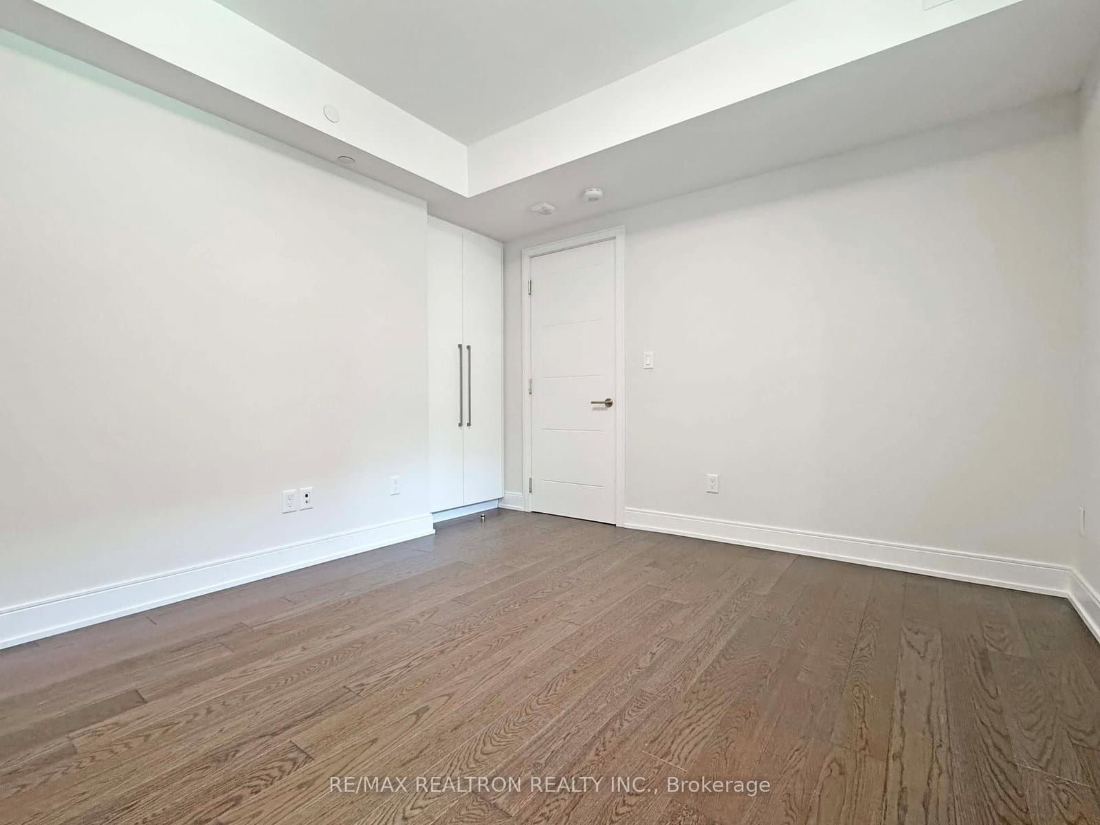 2 Clarendon Avenue, Unit 108 thumbnail 6