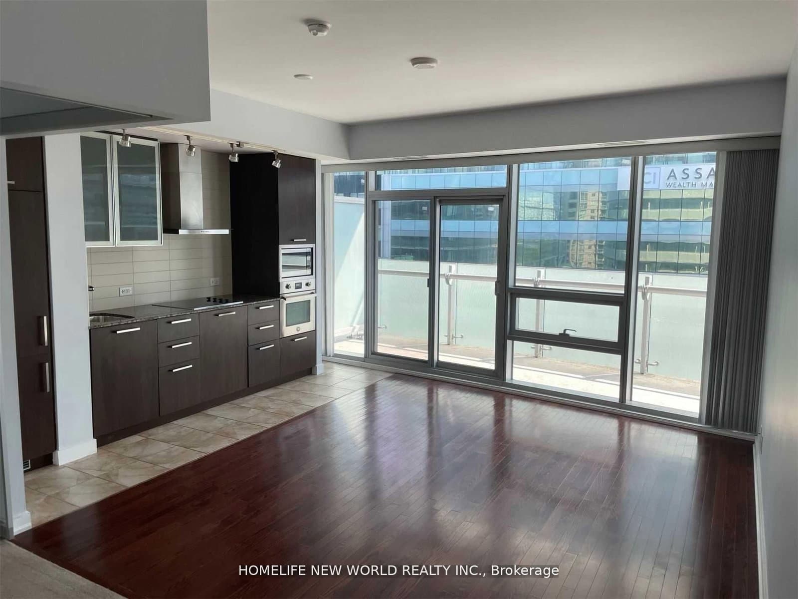 14 York Street, Unit 601 thumbnail 5