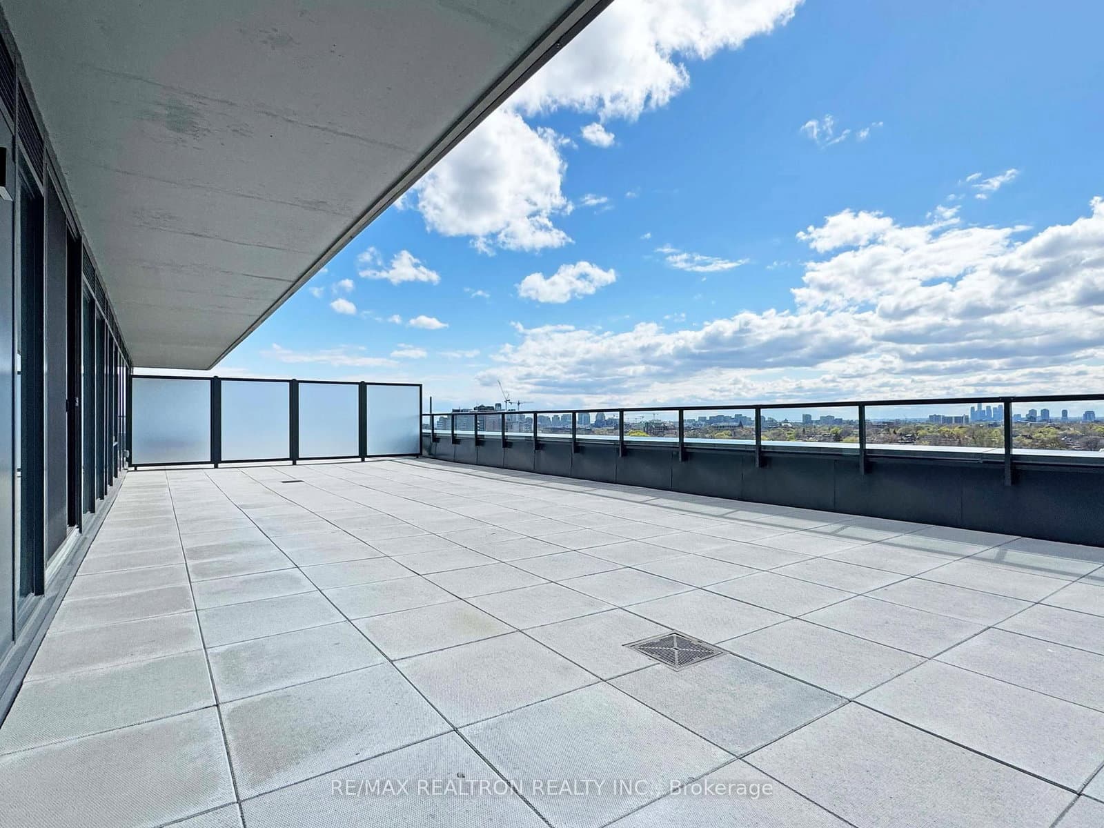 664 Spadina Avenue, Unit 1001 thumbnail 15
