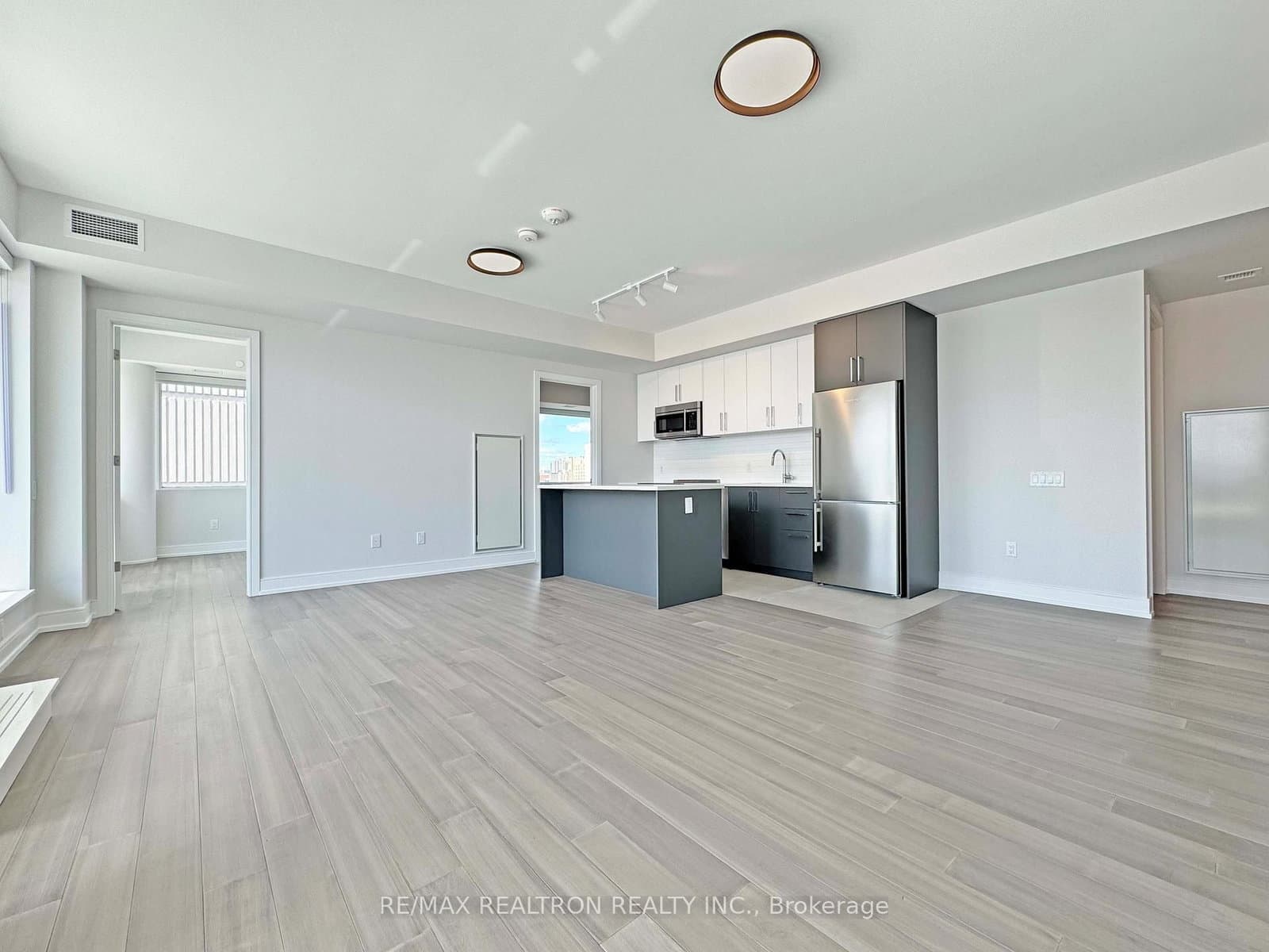 664 Spadina Avenue, Unit 1001 thumbnail 5