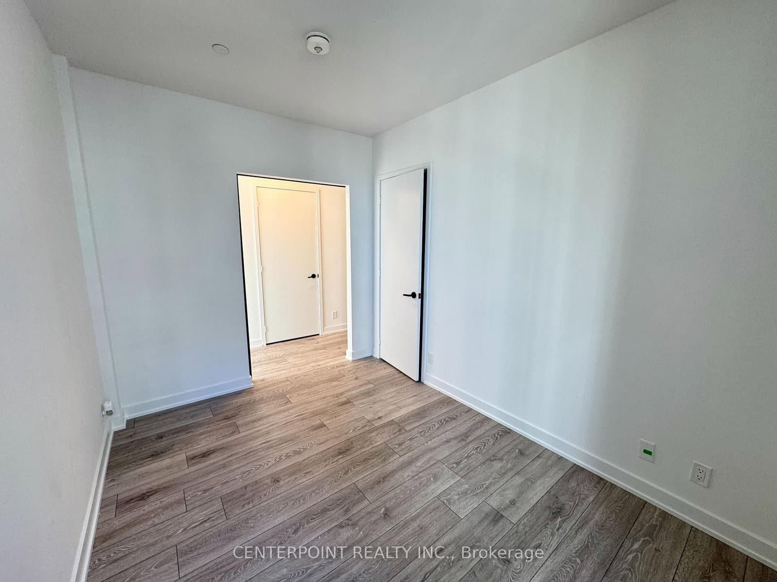 108 Peter Street, Unit 1906 thumbnail 8