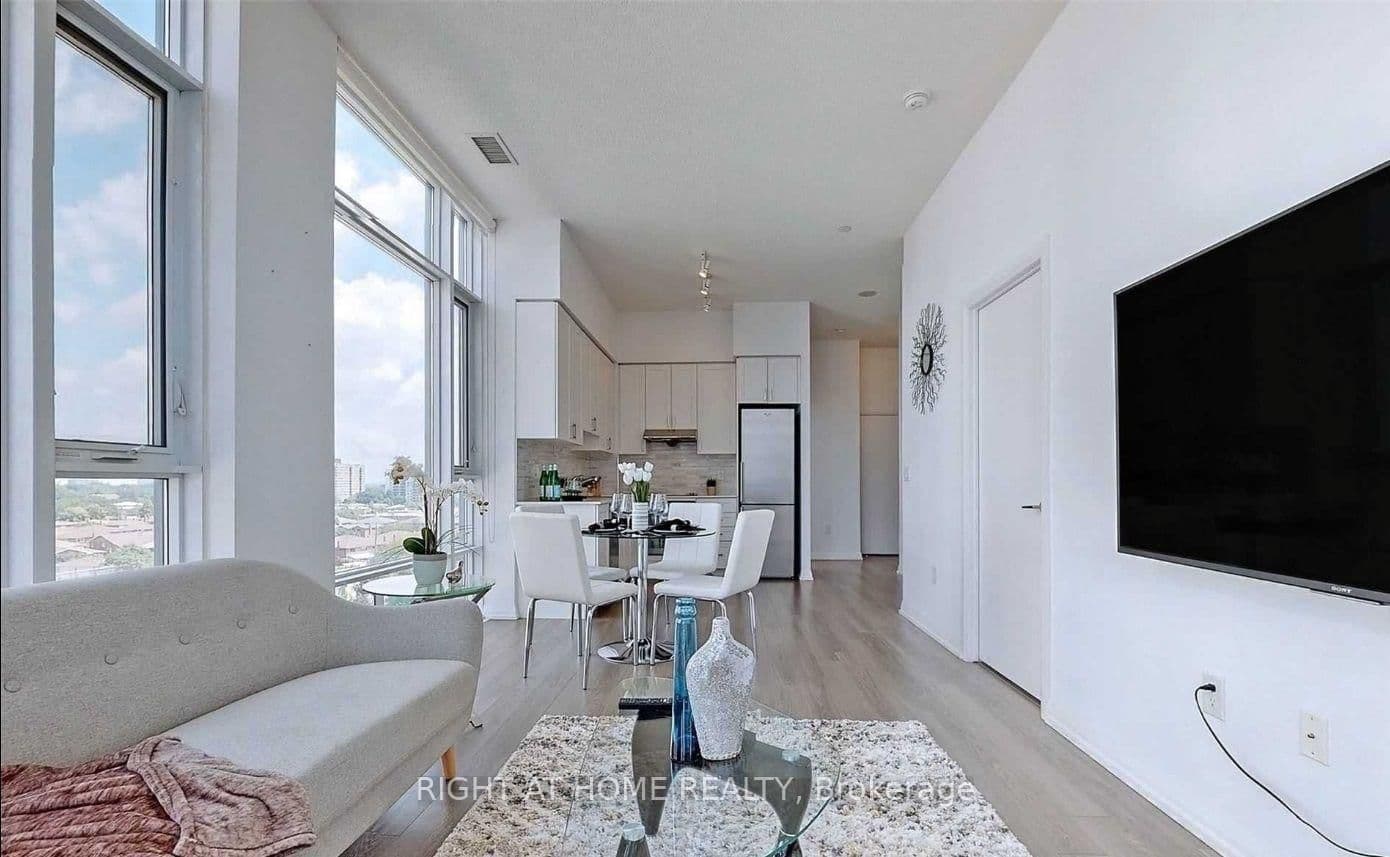 55 Ann O'Reilly Road, Unit PH23 thumbnail 3