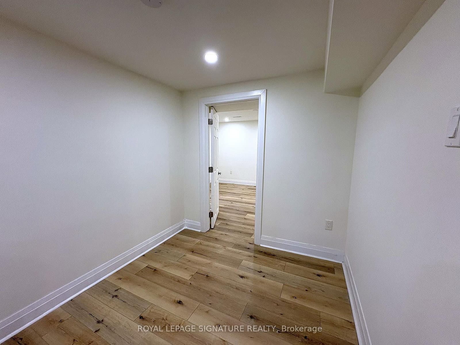 5 Carnegie Court, Unit Basement thumbnail 11