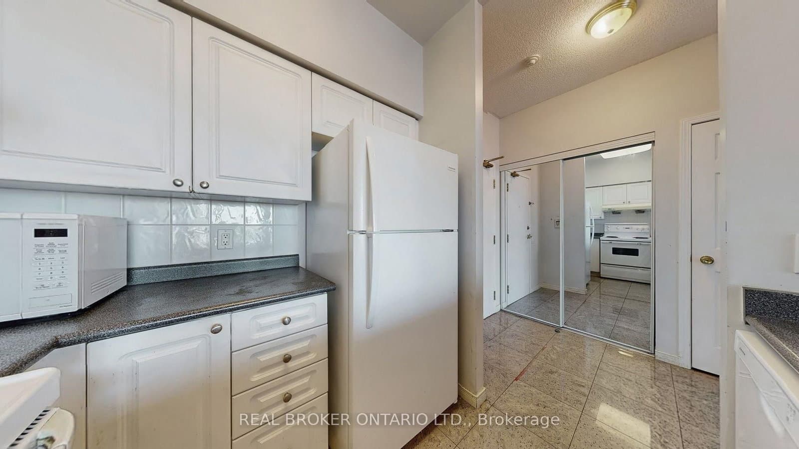 8 Hillcrest Avenue, Unit 505 thumbnail 10