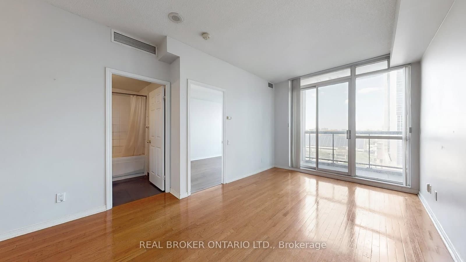 8 Hillcrest Avenue, Unit 505 thumbnail 7