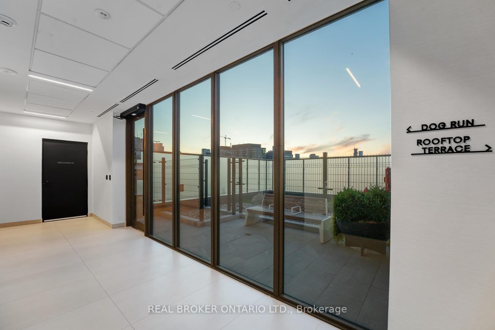 28 Eastern Avenue, Unit LPH16 thumbnail 21
