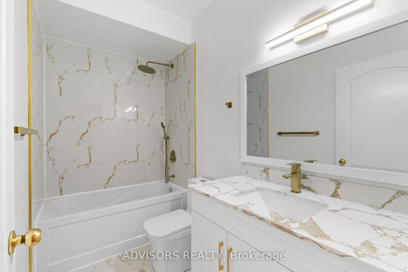 393 King Street W, Unit 1207 thumbnail 9