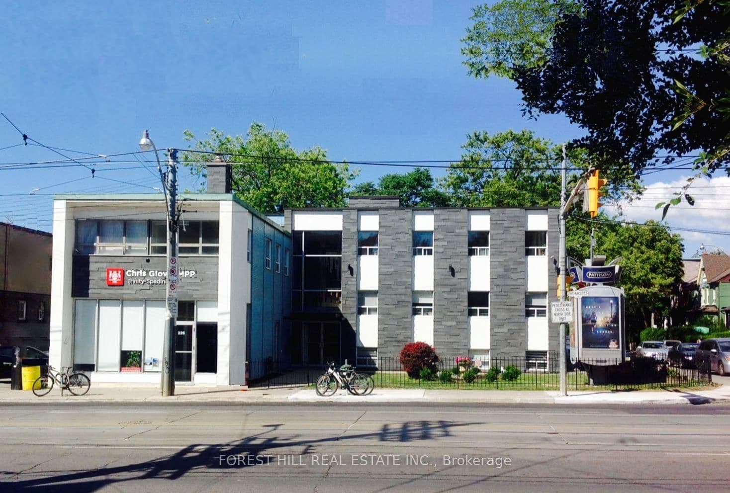 226 Bathurst Street, Unit 300 thumbnail 11