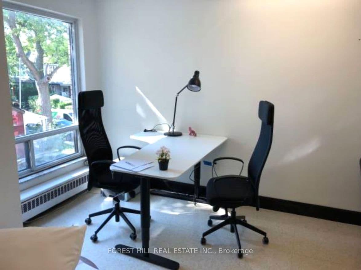 226 Bathurst Street, Unit 300 thumbnail 8