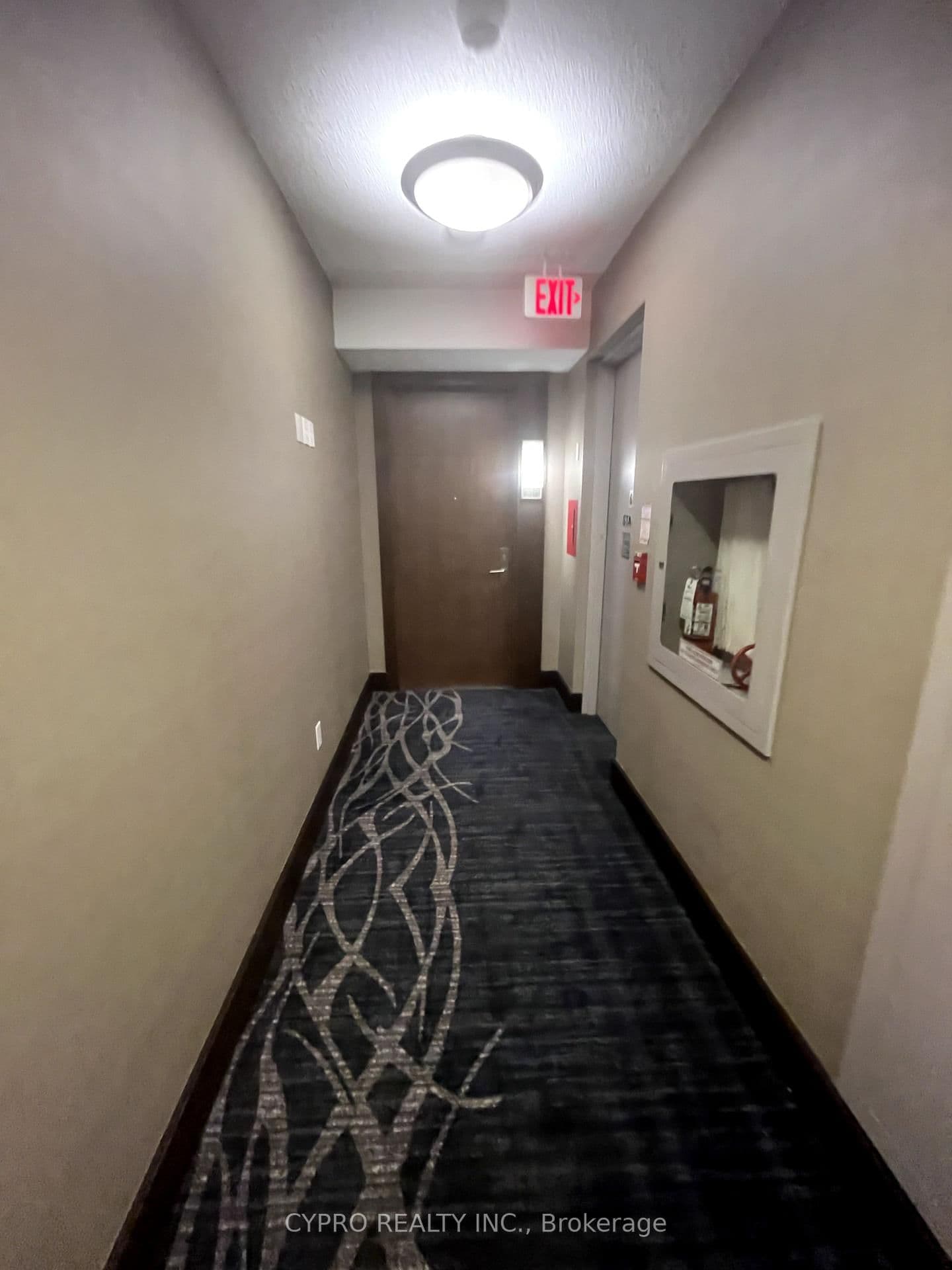 388 Yonge Street, Unit 6516 thumbnail 4