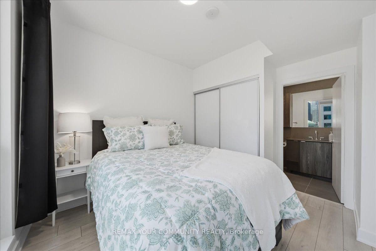 15 Mercer Street, Unit 1806 thumbnail 22