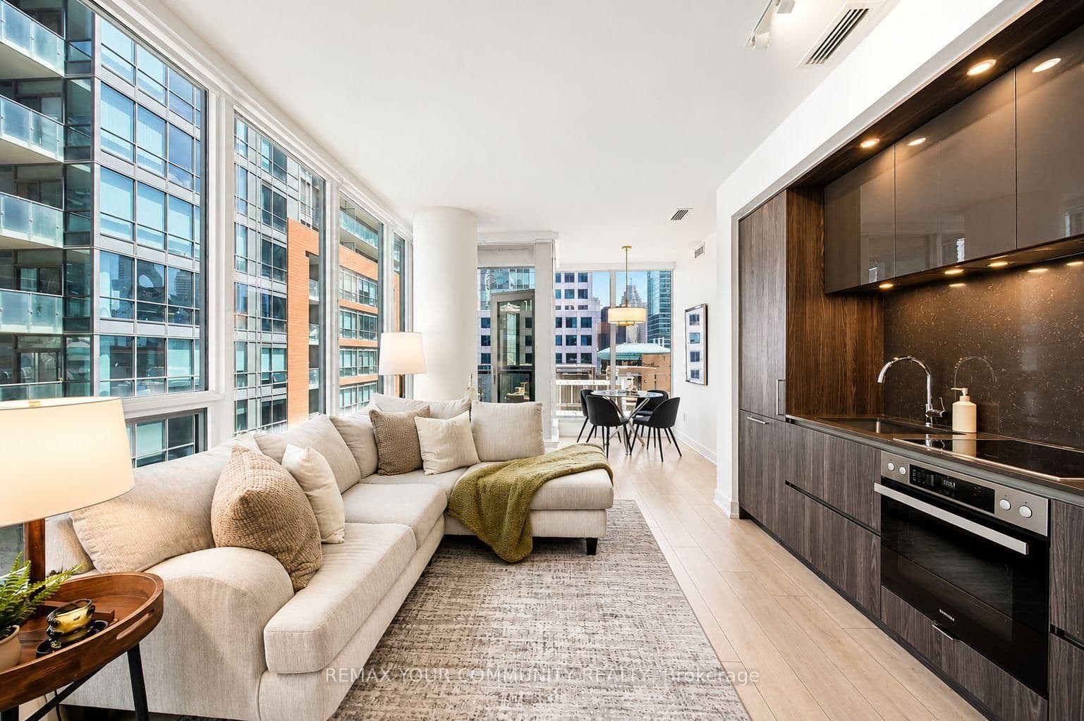 15 Mercer Street, Unit 1806 thumbnail 6