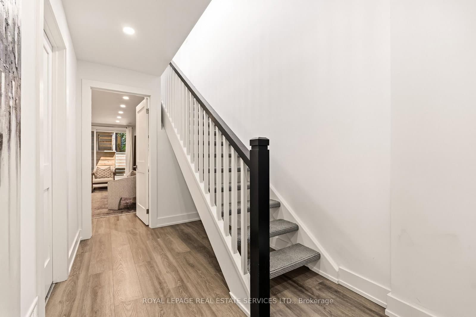 7 Bowman Street thumbnail 34