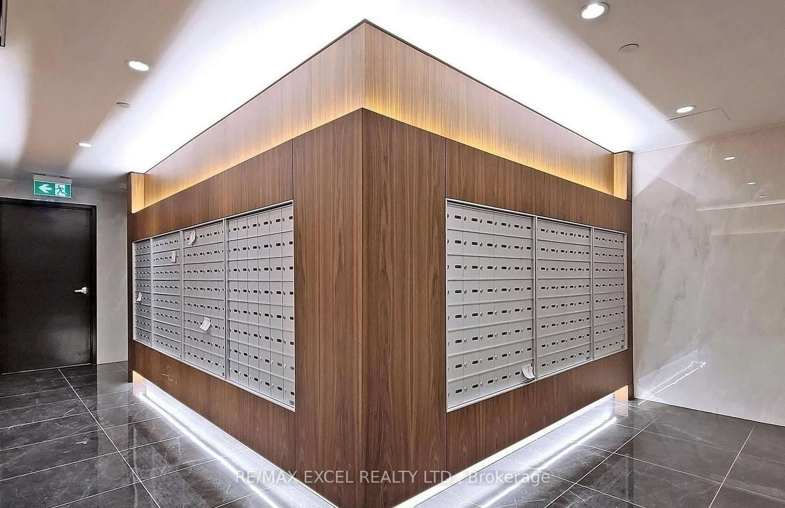17 Bathurst Street, Unit 4606 thumbnail 17