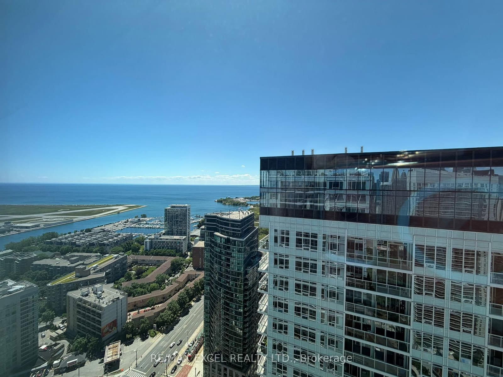 17 Bathurst Street, Unit 4606 thumbnail 2