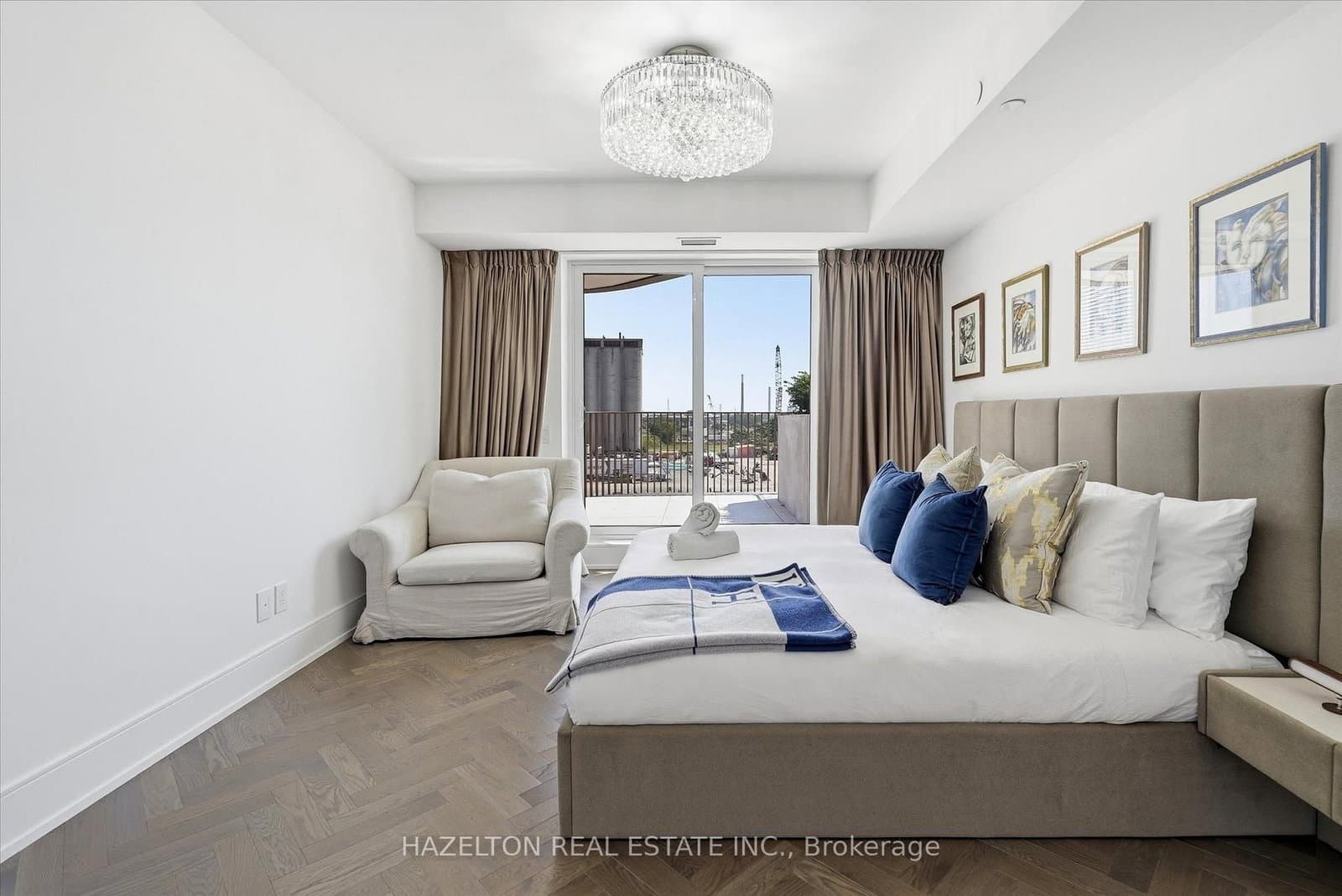 155 Merchants Wharf, Unit 304 thumbnail 18