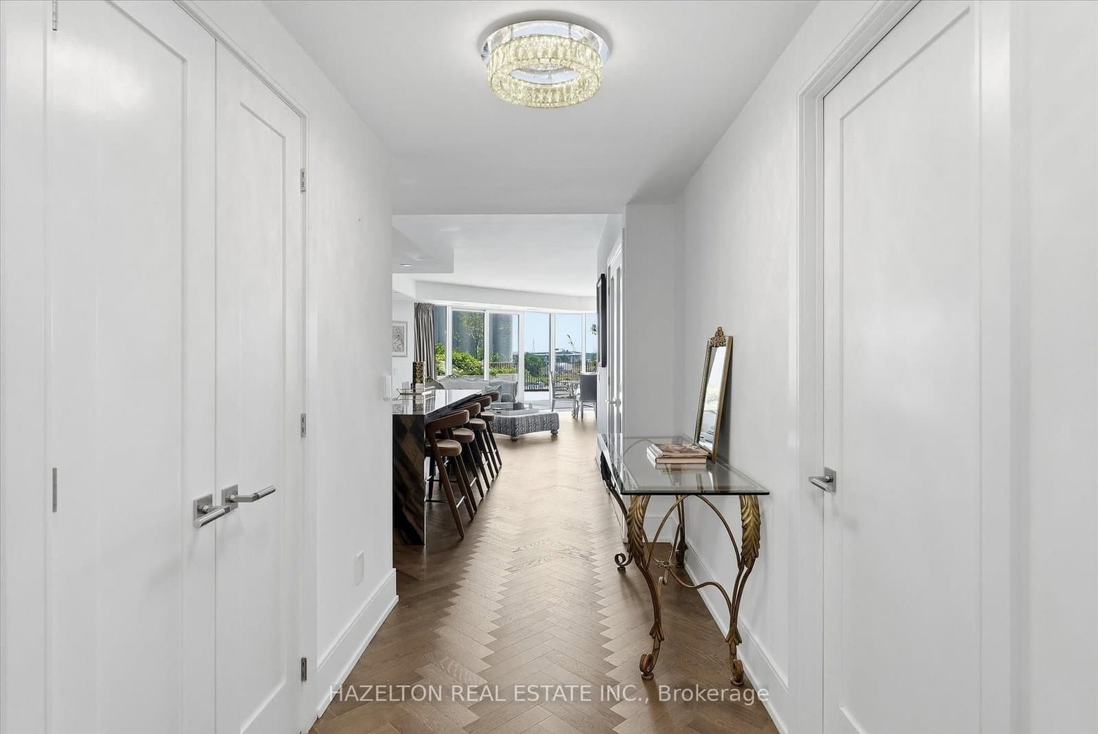 155 Merchants Wharf, Unit 304 thumbnail 2