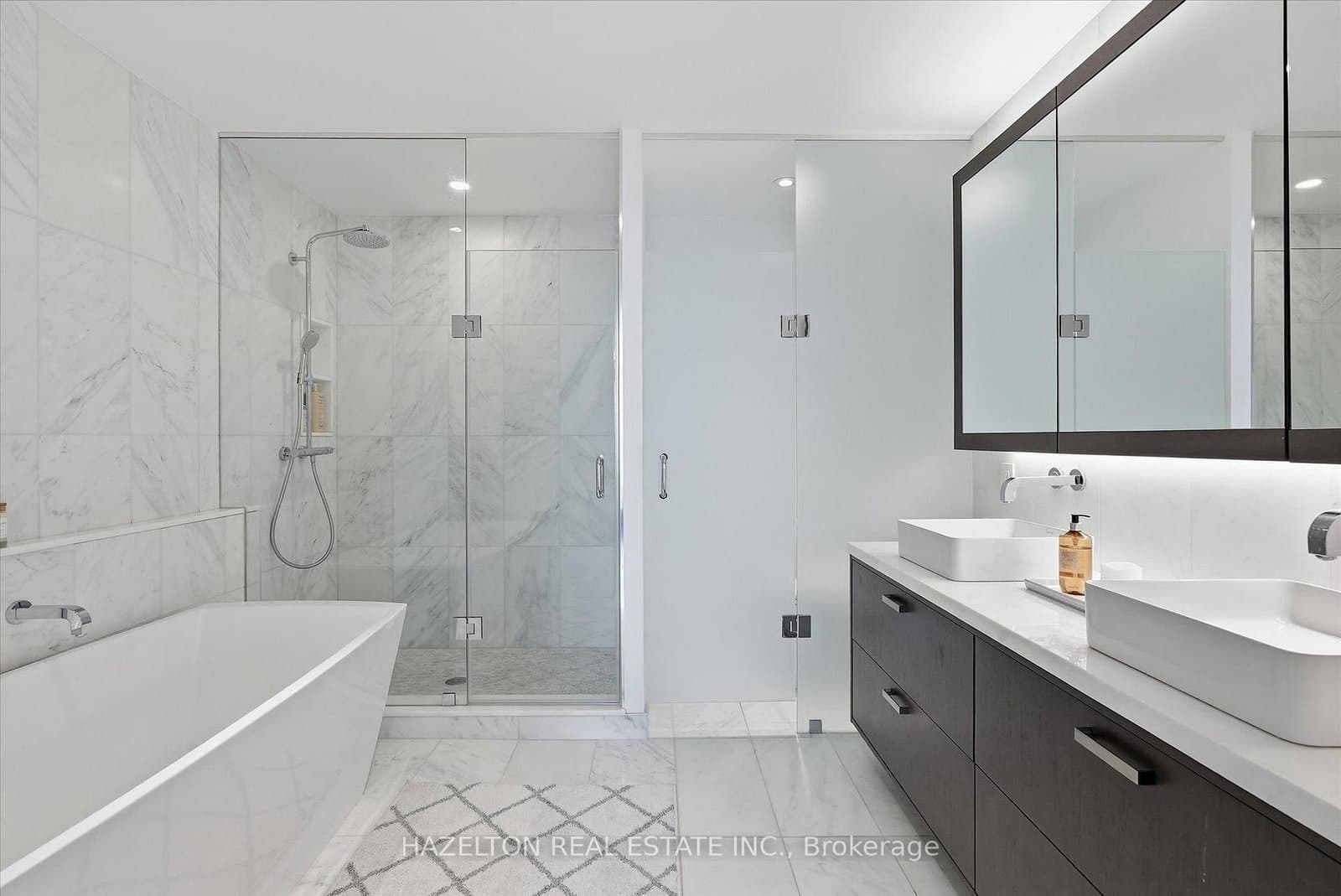 155 Merchants Wharf, Unit 304 thumbnail 20