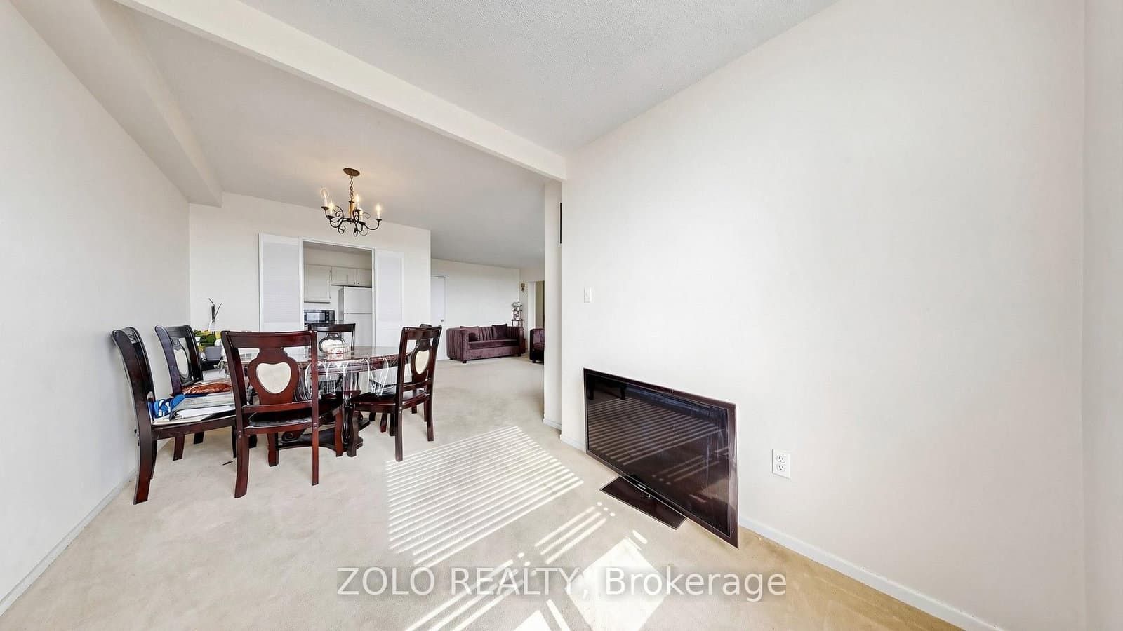 20 Edgecliff Golfway, Unit 915 thumbnail 14