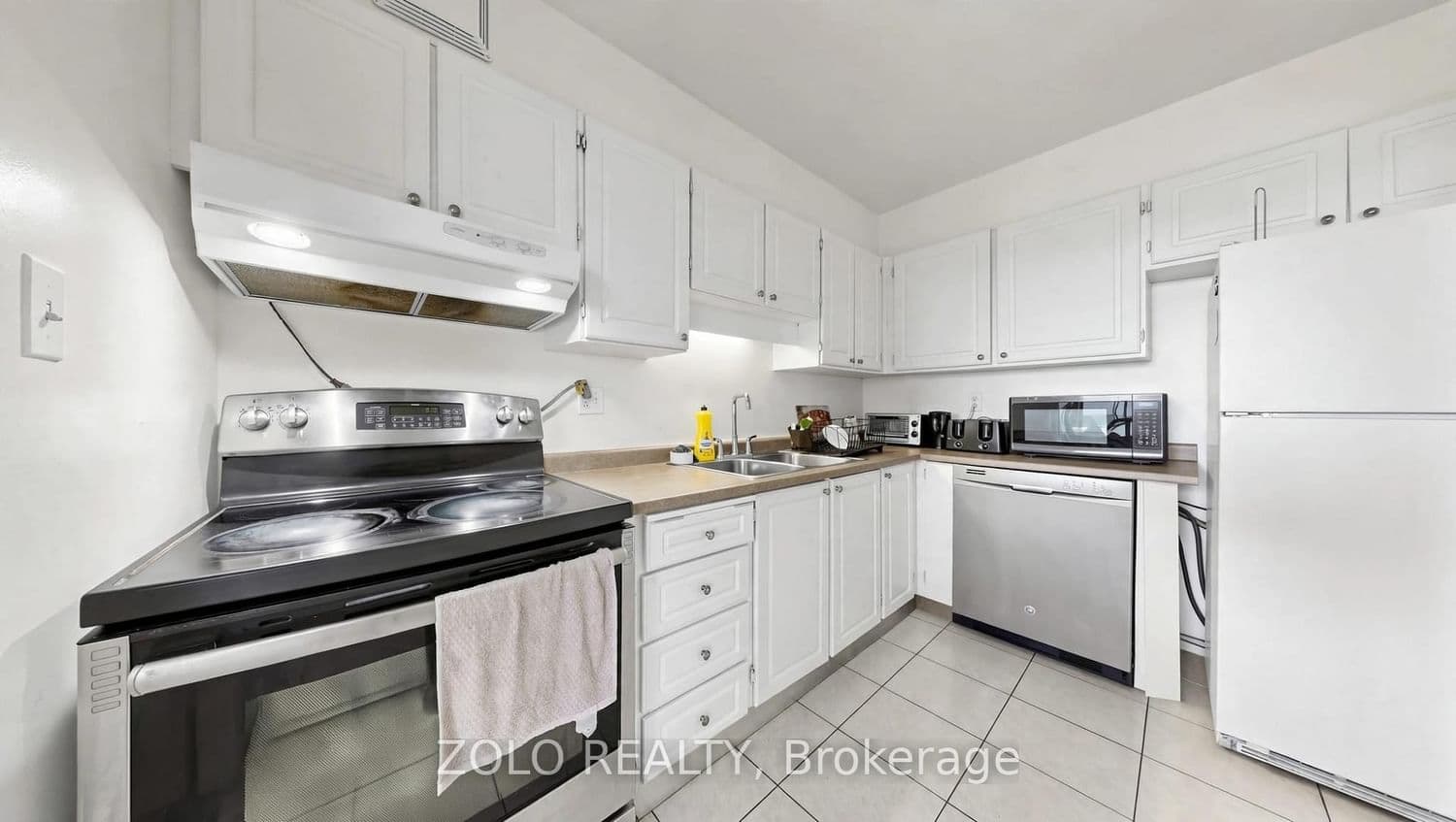 20 Edgecliff Golfway, Unit 915 thumbnail 19