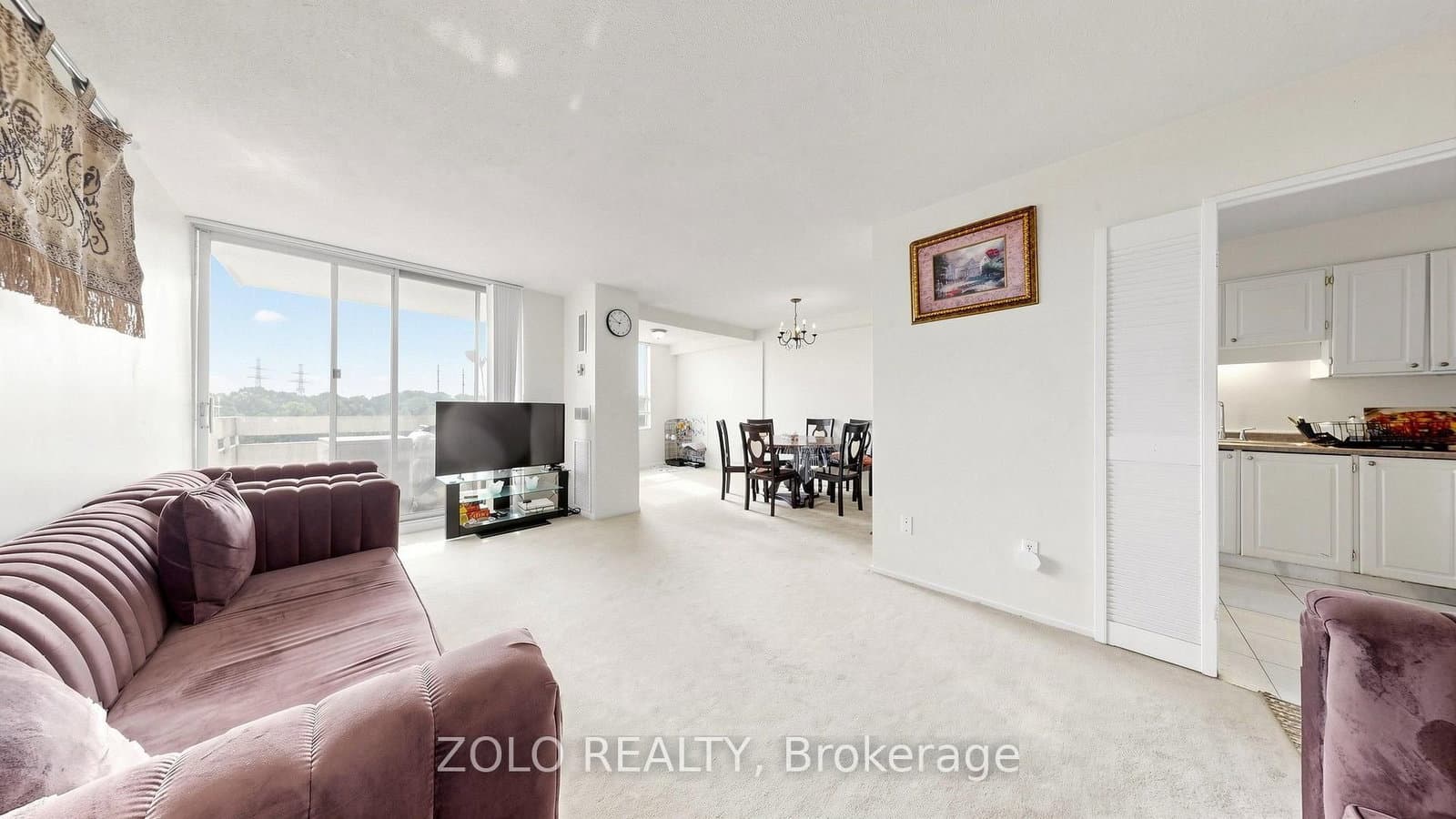 20 Edgecliff Golfway, Unit 915 thumbnail 6