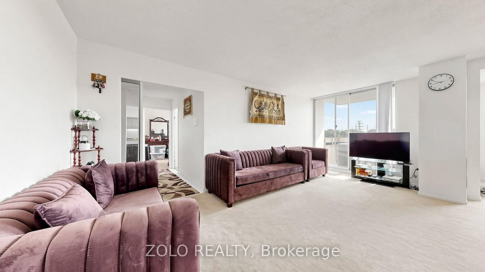 20 Edgecliff Golfway, Unit 915 thumbnail 7