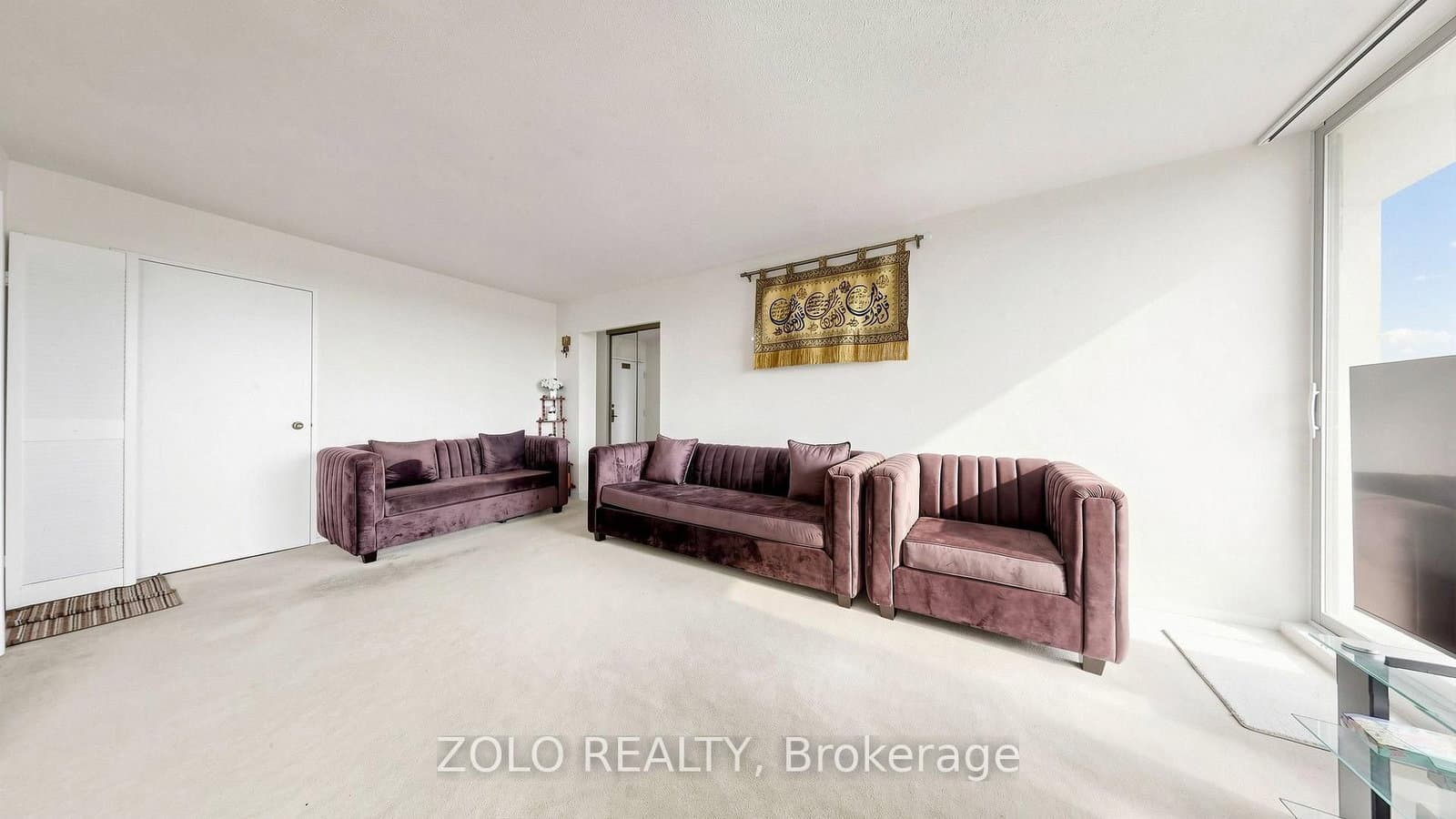 20 Edgecliff Golfway, Unit 915 thumbnail 8
