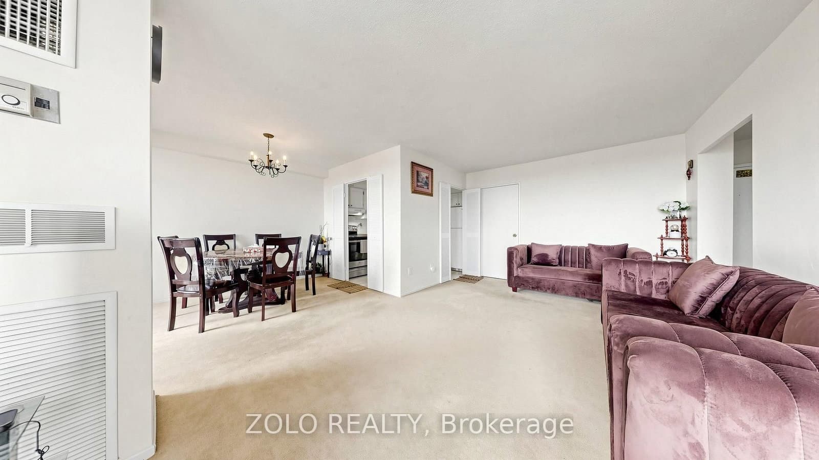 20 Edgecliff Golfway, Unit 915 thumbnail 9