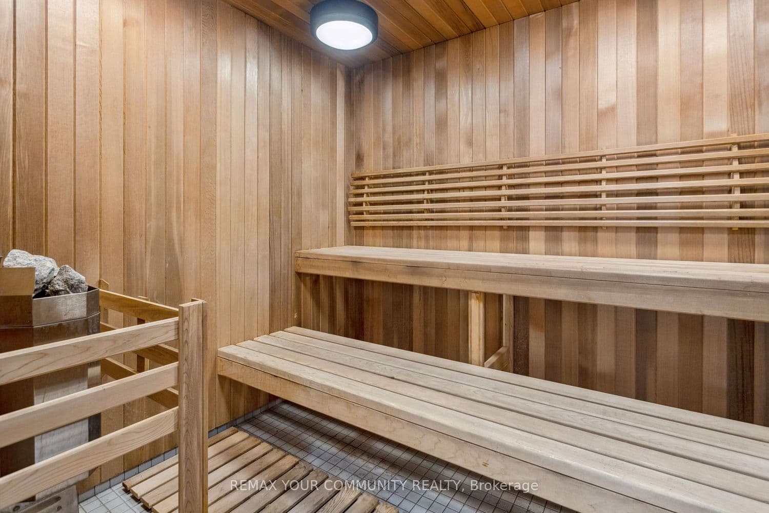 1 Yorkville Avenue, Unit 4301 thumbnail 37