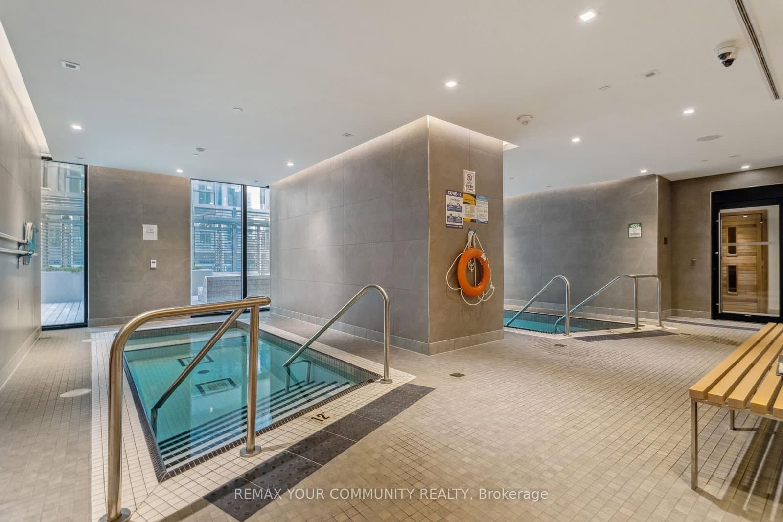 1 Yorkville Avenue, Unit 4301 thumbnail 38