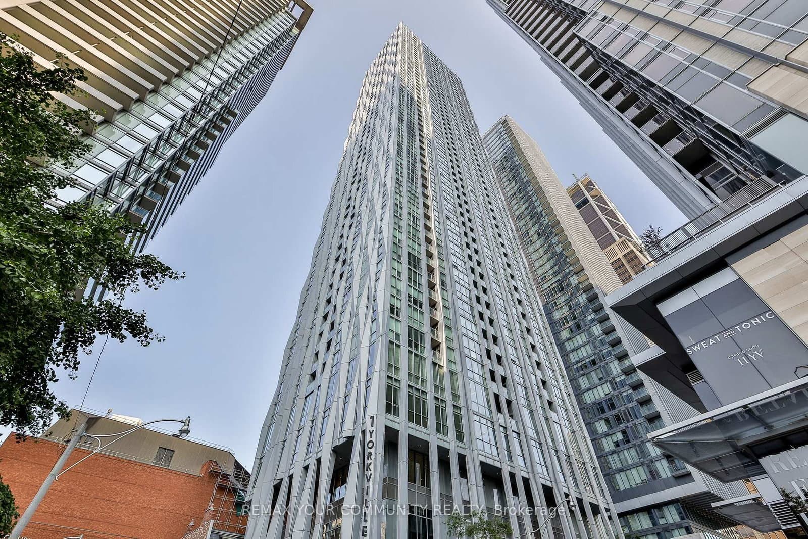 1 Yorkville Avenue, Unit 4301 thumbnail 45