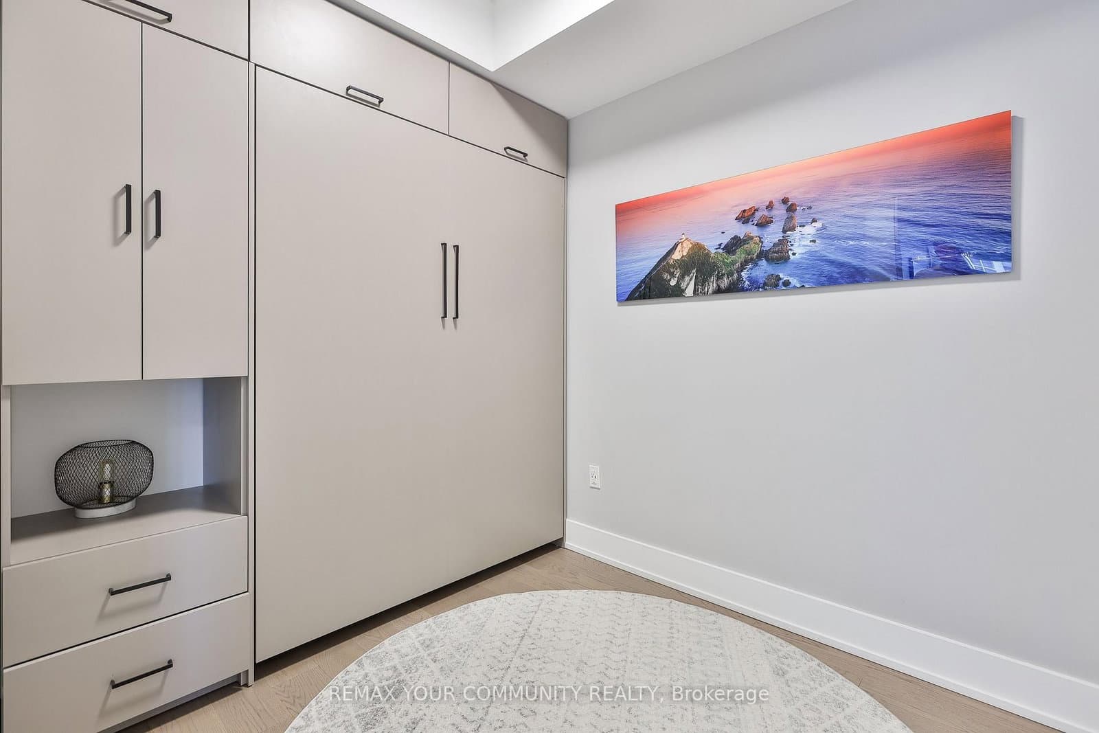 1 Yorkville Avenue, Unit 4301 thumbnail 6