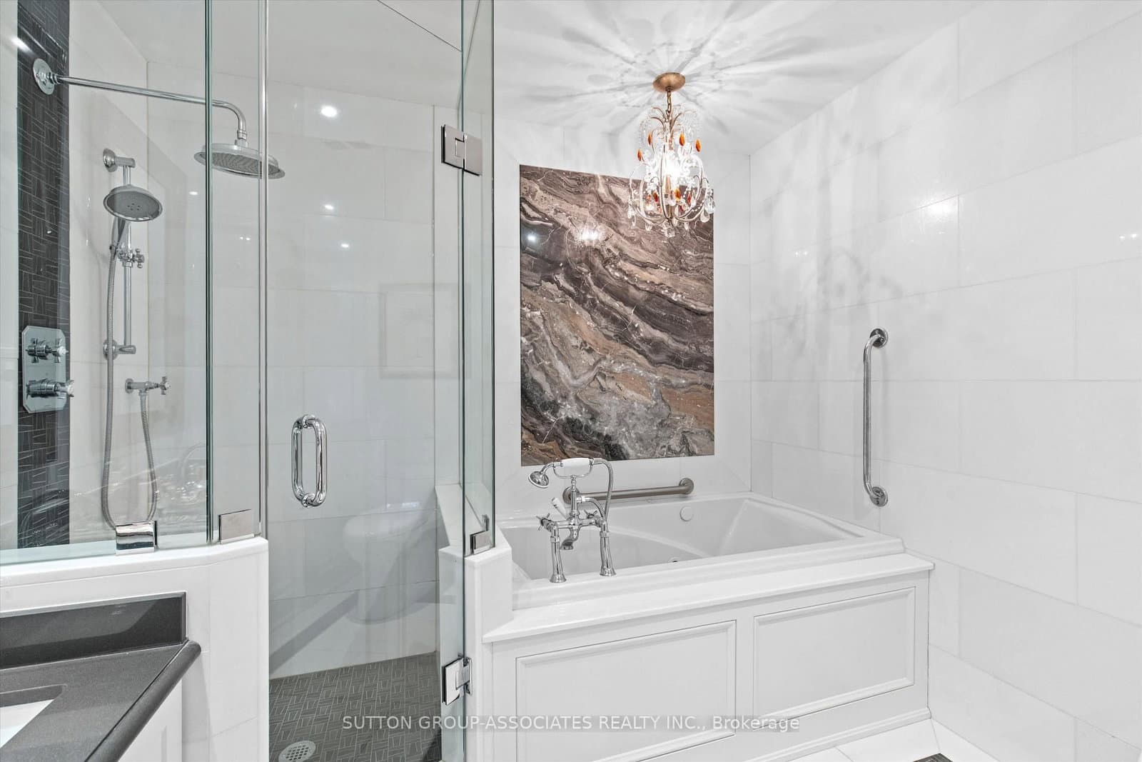 18 Wanless Avenue, Unit PH6 thumbnail 17