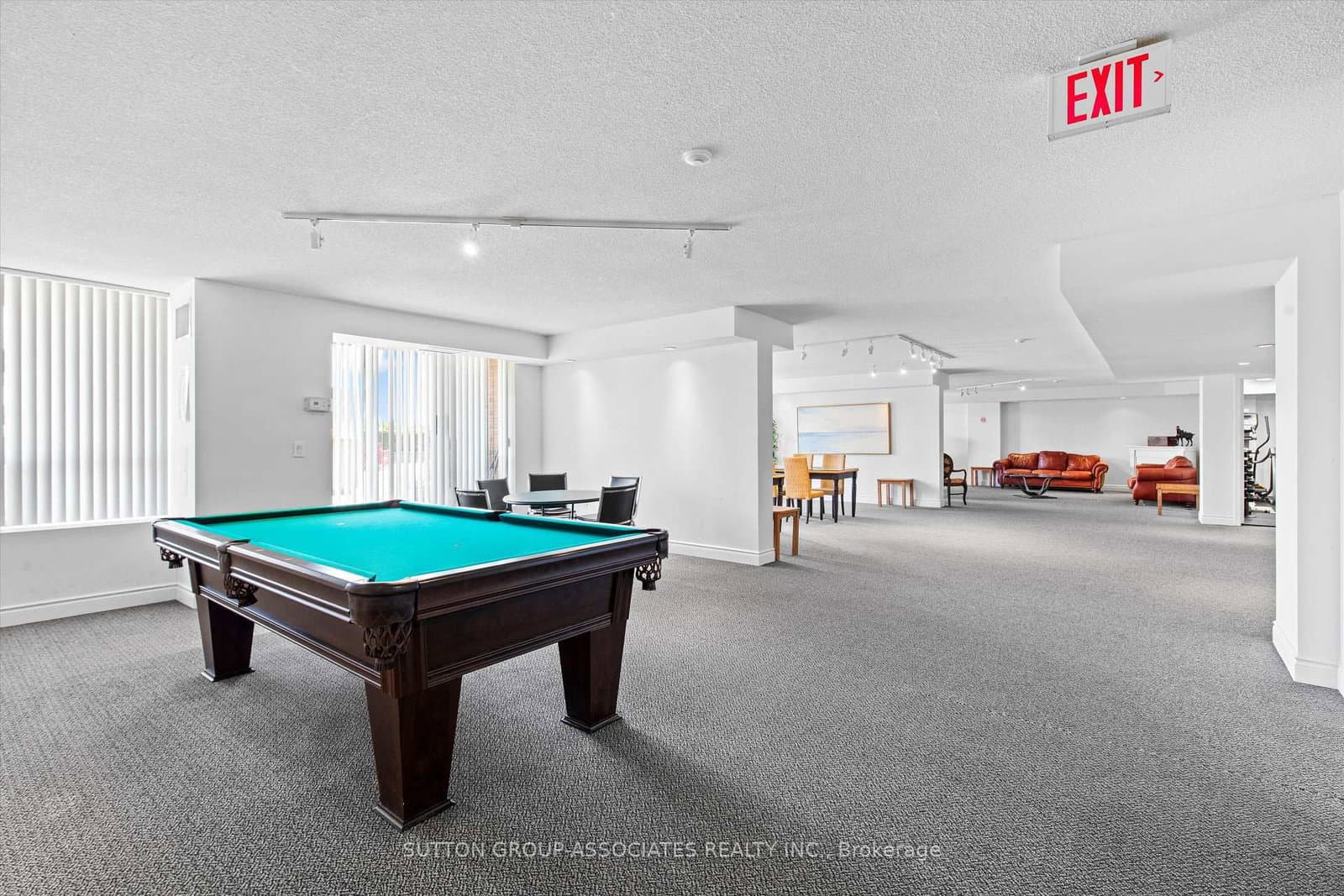18 Wanless Avenue, Unit PH6 thumbnail 28